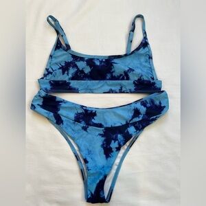 Shein Tye Dyed Blue and White Two Piece Bikini Size Medium